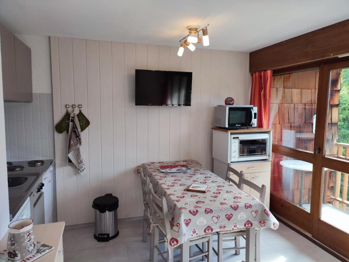 Coquet Studio De 4 Personnes Aux Carroz - Balcon Et Wifi Les Carroz d'Araches Buitenkant foto